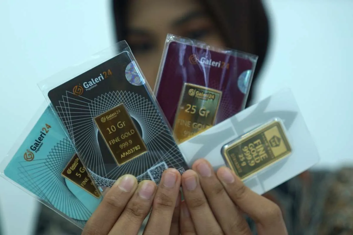 Tips Aman Menyimpan Emas di Rumah: Jaga Nilai dan Sertifikat